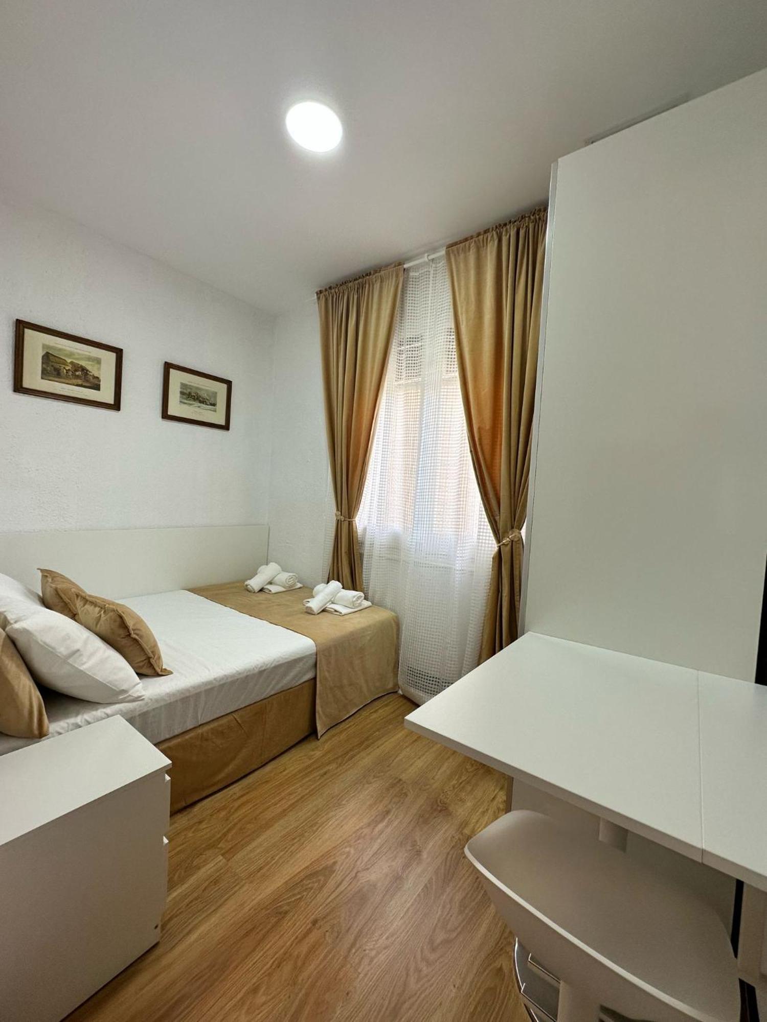 ロスピタレート・デ・リョブレガートMi Casa Es Tu Casaアパートメント エクステリア 写真